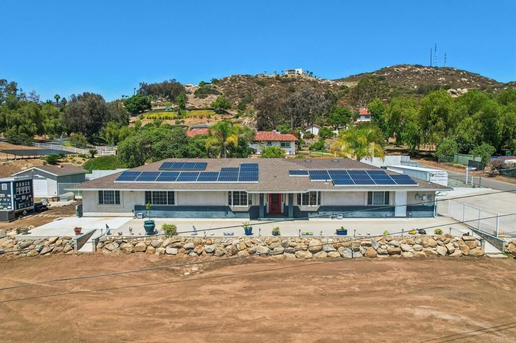 Property Photo: 2318 Orchard Avenue CA 92019