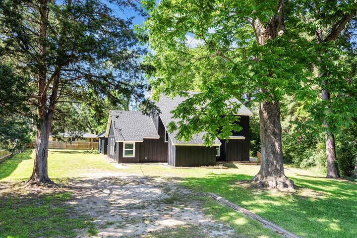 Property Photo:  2105 Paul Avenue  TX 75901 