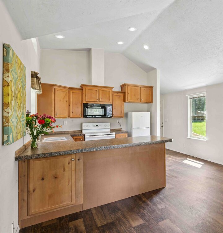 Property Photo:  1785 Hodgson Road  MT 59937 