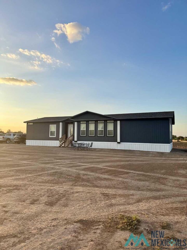 Property Photo:  58 Landreth Avenue  NM 88250 