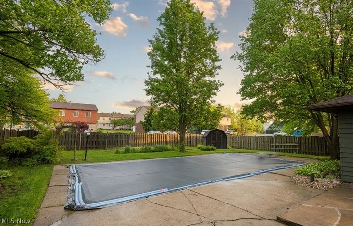 Property Photo:  1619 N Carnegie Avenue  OH 44446 