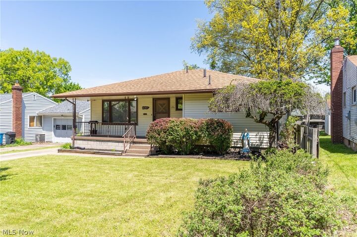 Property Photo:  640 Tenney Avenue  OH 44405 