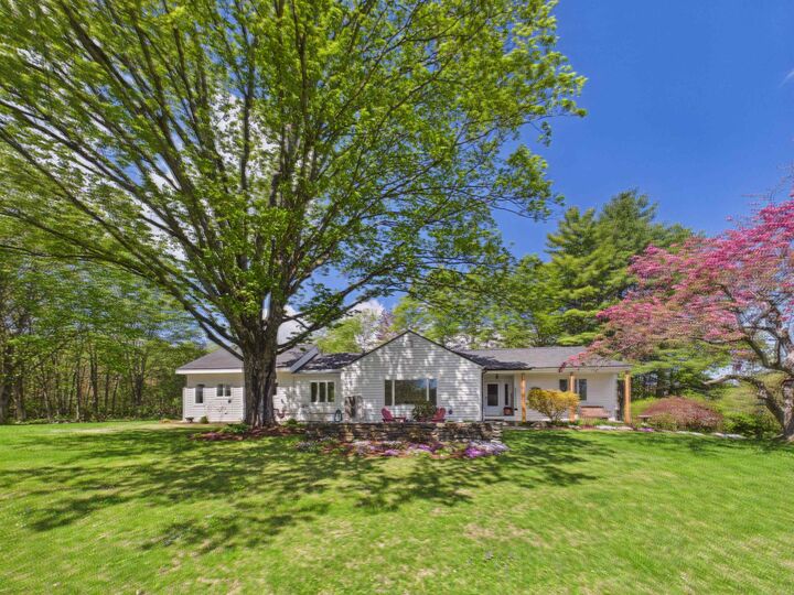 Property Photo:  118 Hurricane Road  NH 03431 