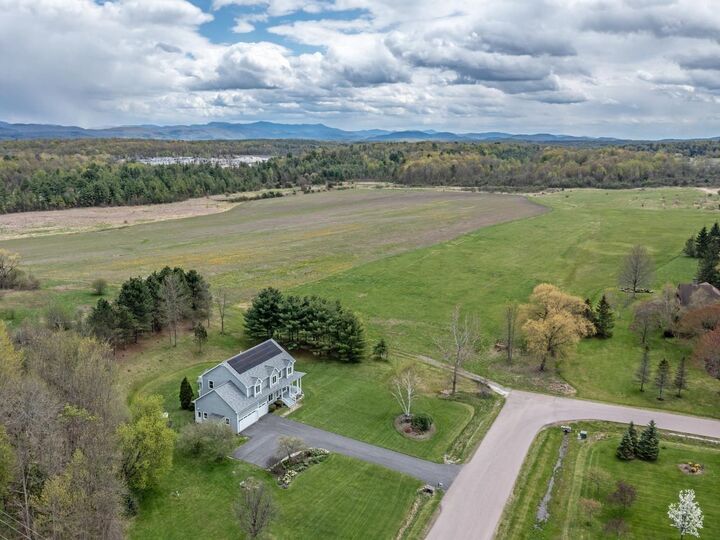 Property Photo:  29 Maeck Farm Road  VT 05482 