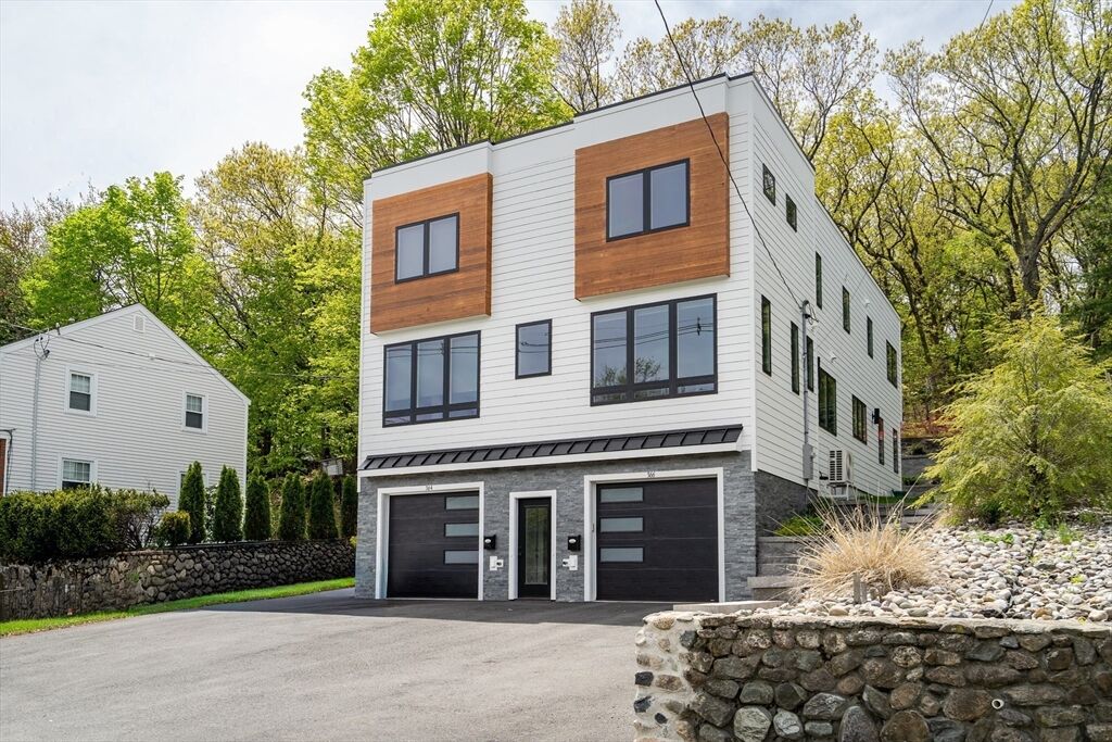 Property Photo: 366 Massachusetts Ave 366 MA 02420