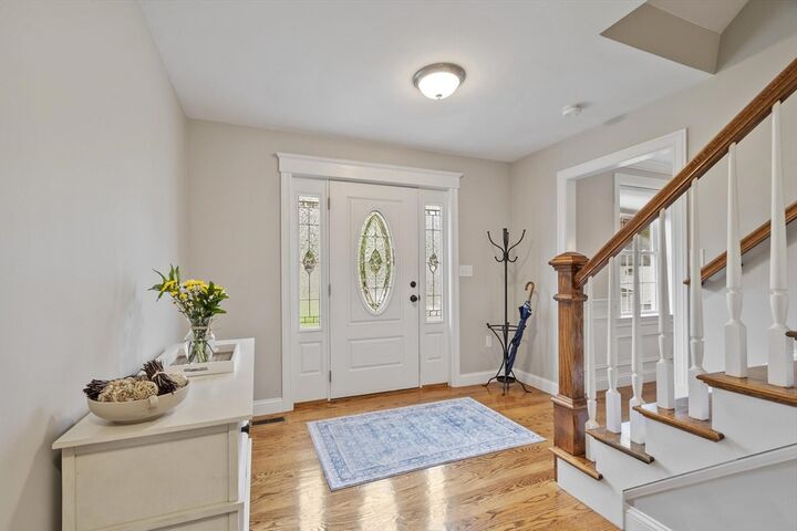 Property Photo:  10 West St  MA 01887 