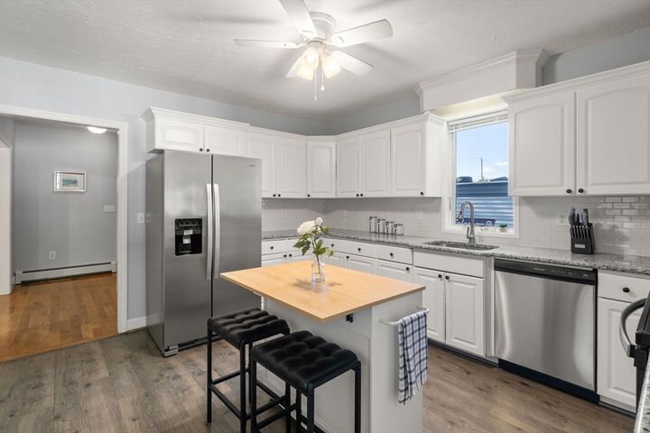 Property Photo:  147 Oak  MA 02351 