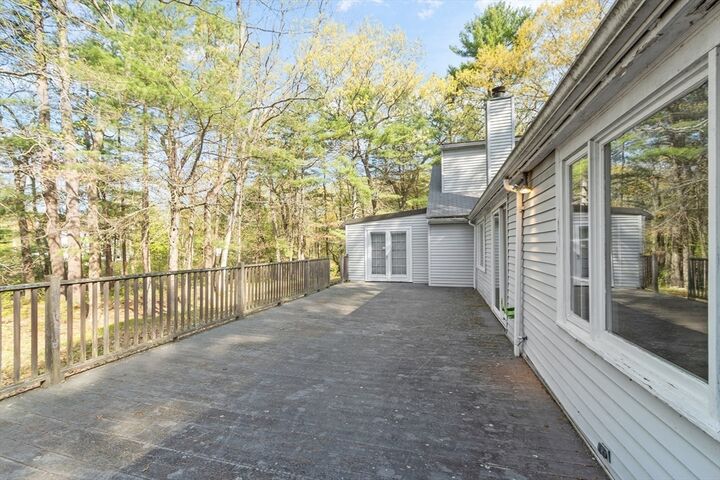 Property Photo:  4 Northway  MA 01940 