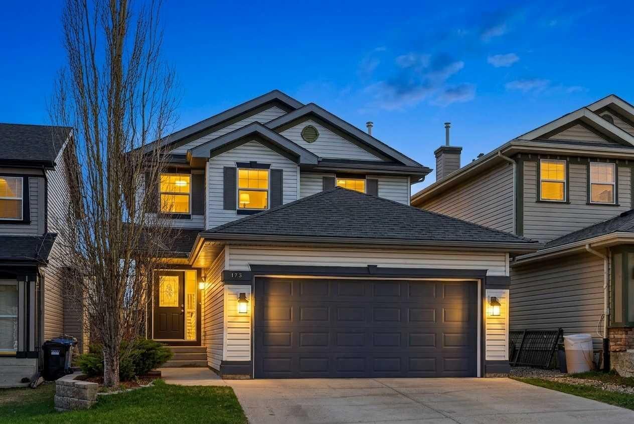 Property Photo:  173 Covehaven Gardens NE  AB T3K 6A2 