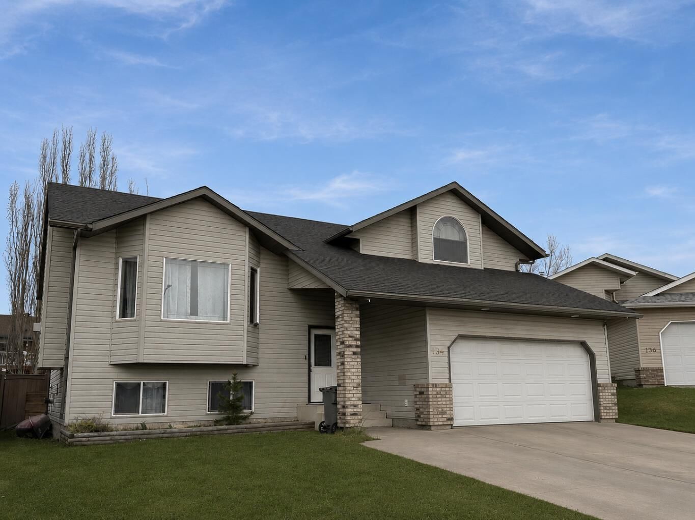 Property Photo:  134 Crystal Heights Lane  AB T8X 1R1 
