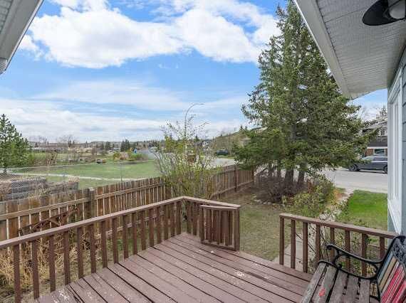 Property Photo:  126 Glenhill Drive  AB T0L 0W3 