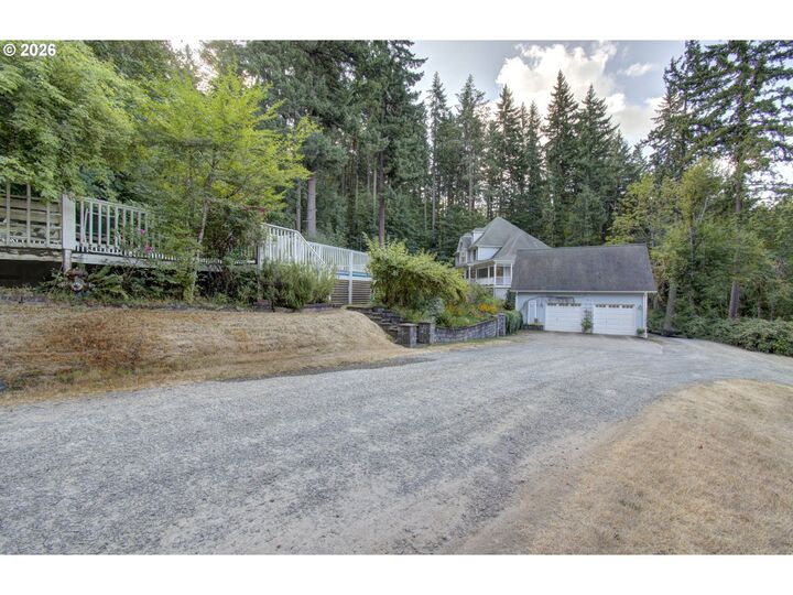 Property Photo: 18410 S Greenview Dr OR 97045