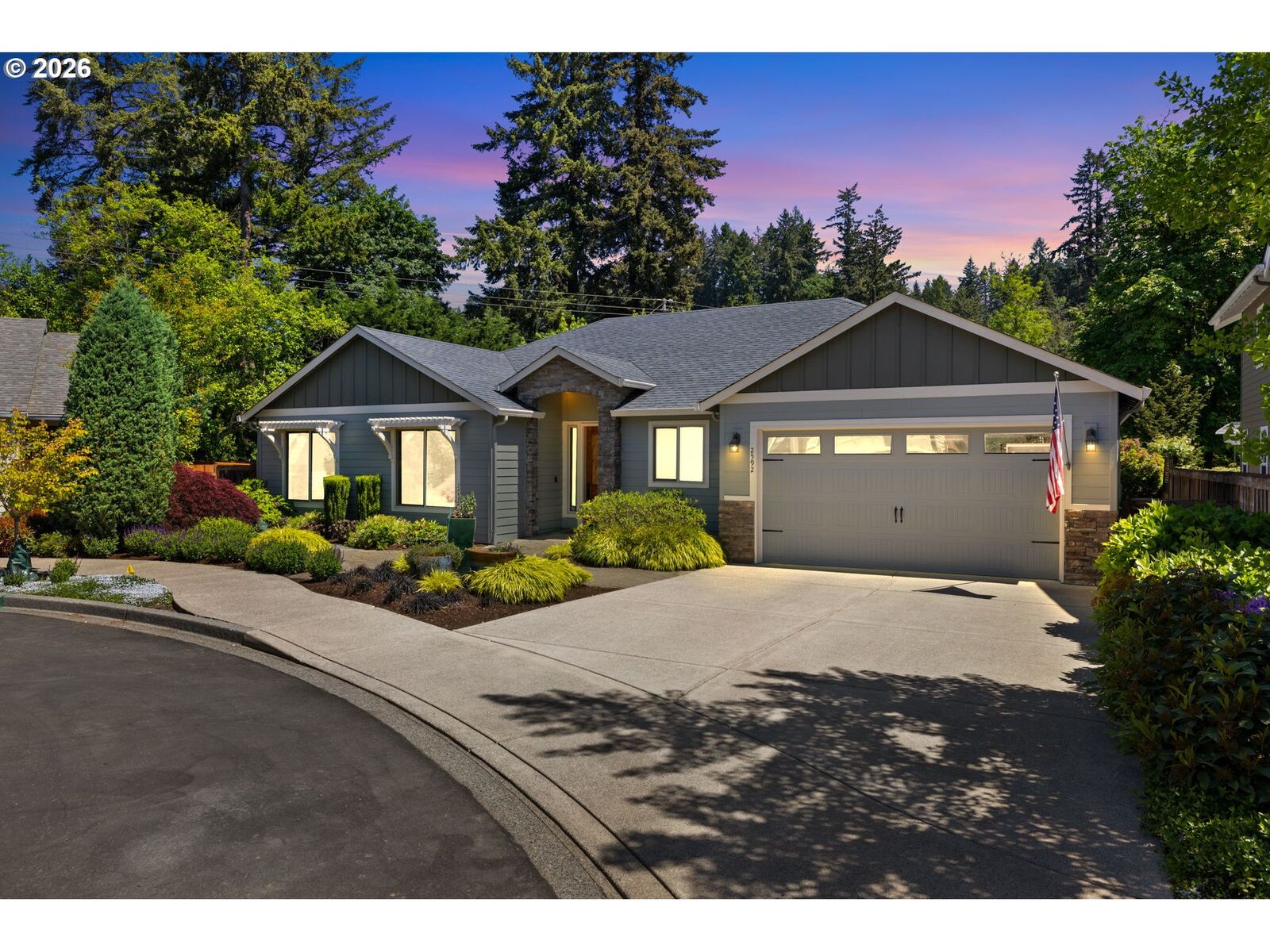Property Photo:  2592 N P Cir  WA 98671 