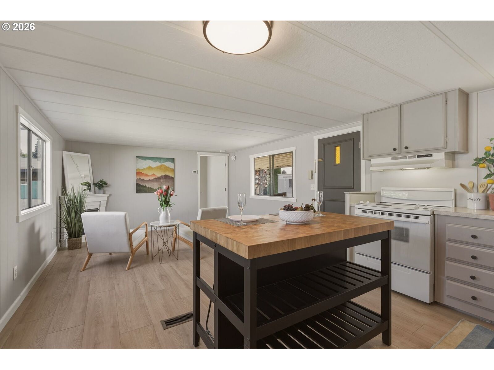 Property Photo:  1709 NE 78th St 101  WA 98665 