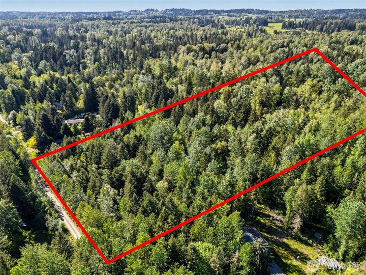 Property Photo:  13315  278th Street E  WA 98338 