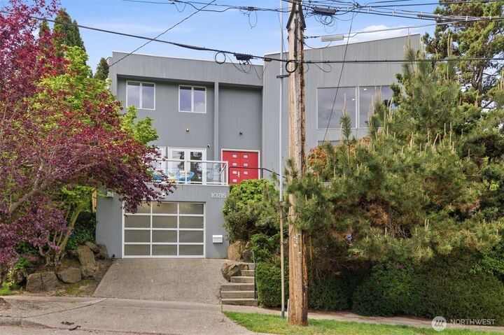 Property Photo:  10215  Waters Avenue S  WA 98178 