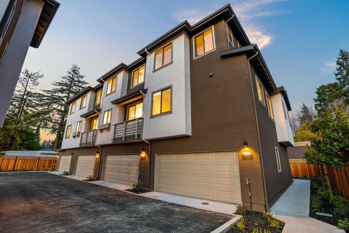 Property Photo:  955 Woodside Road  CA 94061 