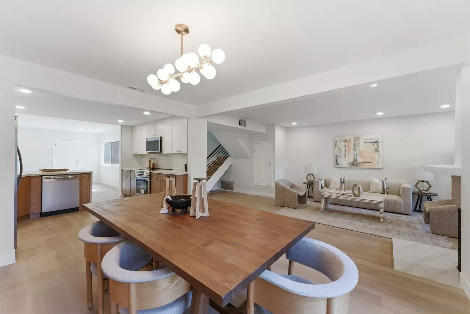 Property Photo:  9917 Aviary Dr  CA 92131 