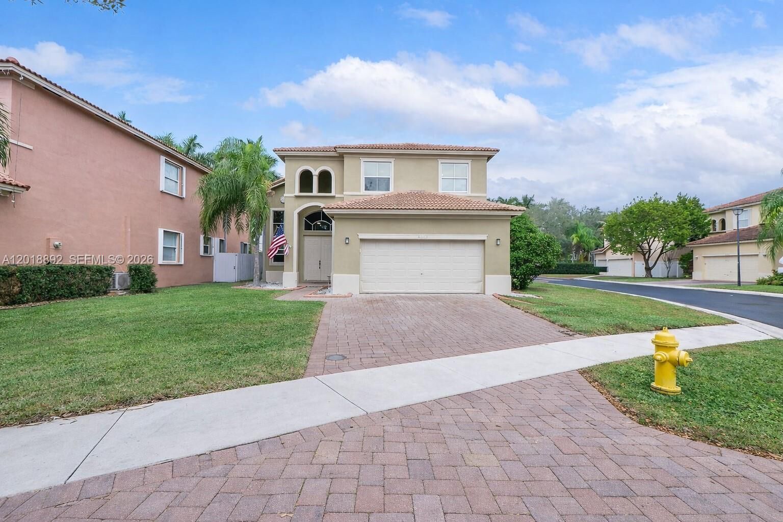 Property Photo:  4113 NE 22nd Ln  FL 33033 