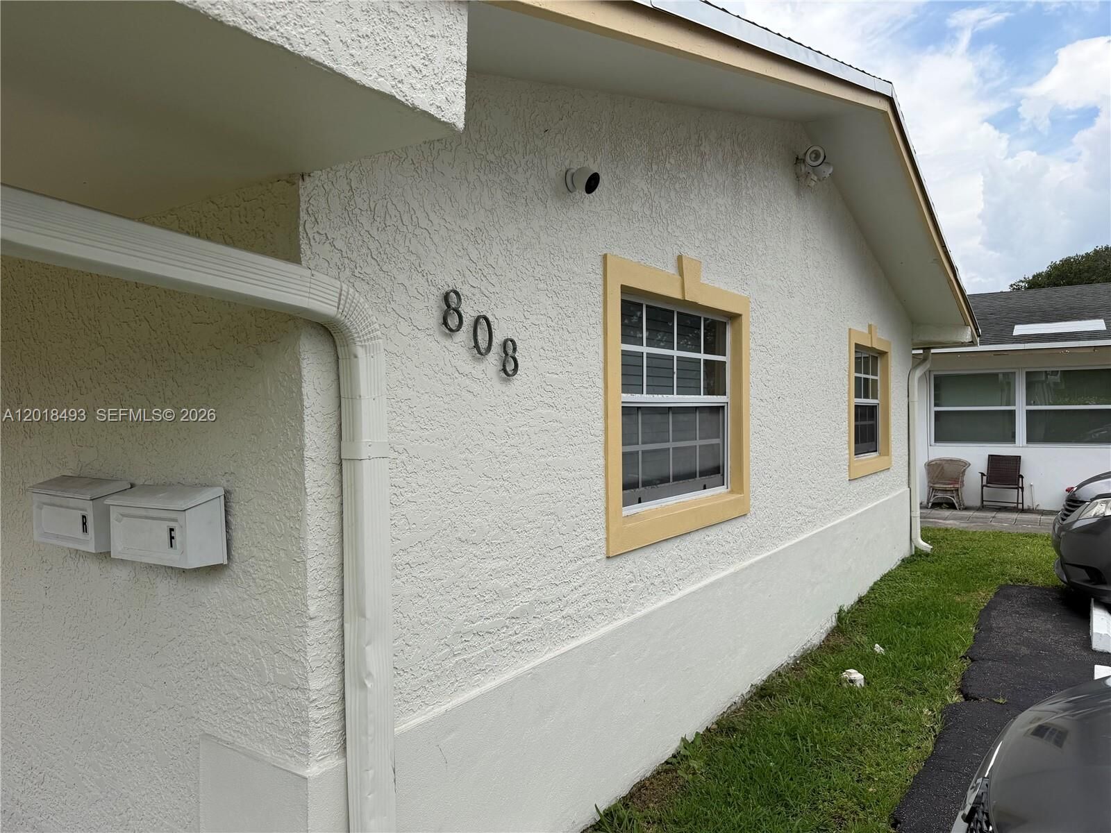 Property Photo:  808 SW 30th St Rear  FL 33315 