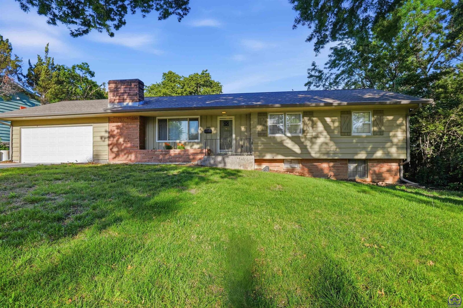 Property Photo:  2787 SW Boswell Ave  KS 66611 