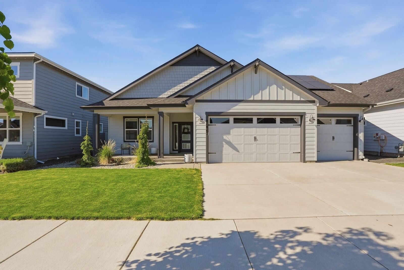 Property Photo:  20863 E Thompson Ave  WA 99019 