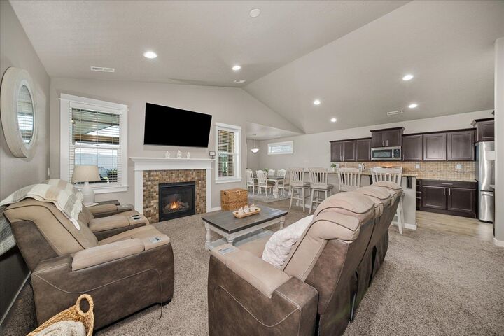 Property Photo:  8817 W Pirates Ct  WA 99224 