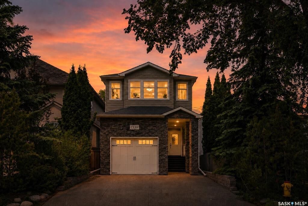 Property Photo: 1339 Osler Street SK S7N 0V1