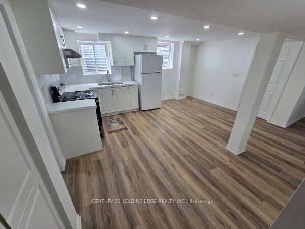 Property Photo:  11 Radford Crescent Bsmt  ON L3P 4A2 