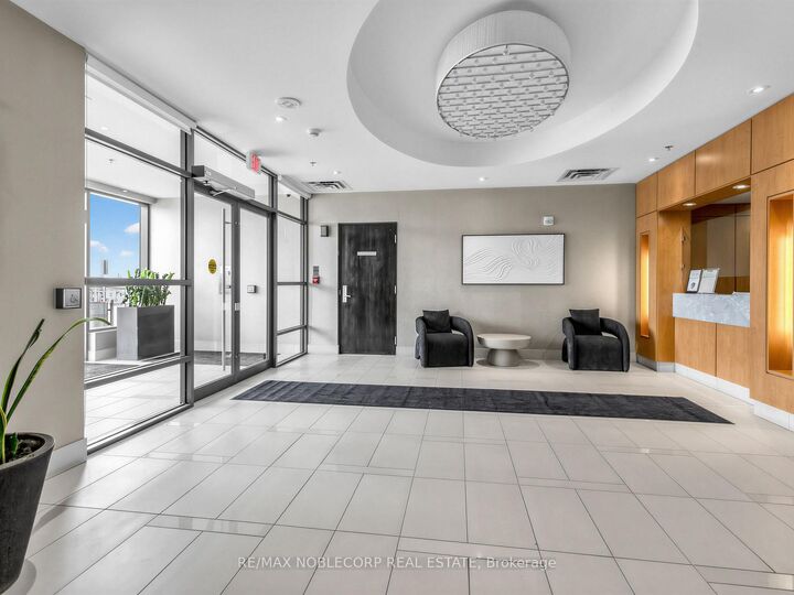 Property Photo:  840 Queens Plate Drive 1705  ON M9W 0E7 