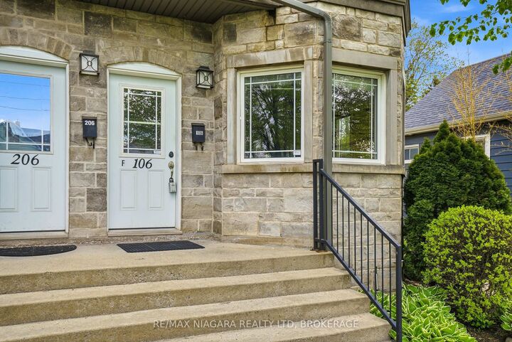 Property Photo: 6045 Dunn Street 106 ON L2G 2P2