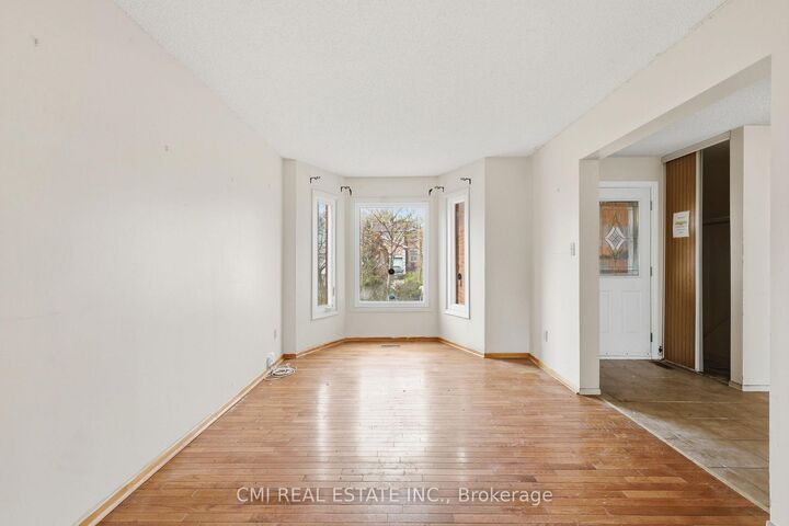 Property Photo: 2275 Chapman Court ON L1X 2G1
