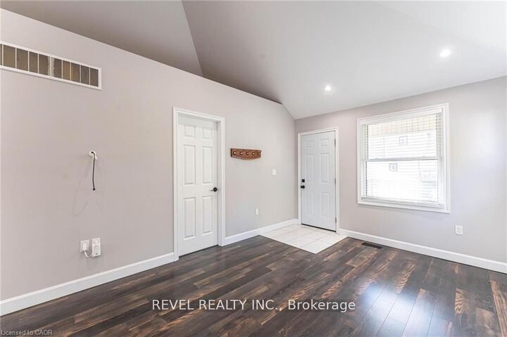 Property Photo: 222 Kensington Avenue N ON L8L 7N7