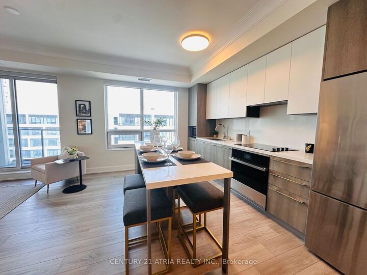 Property Photo:  18 Water Walk Drive 1008  ON L3R 6L5 