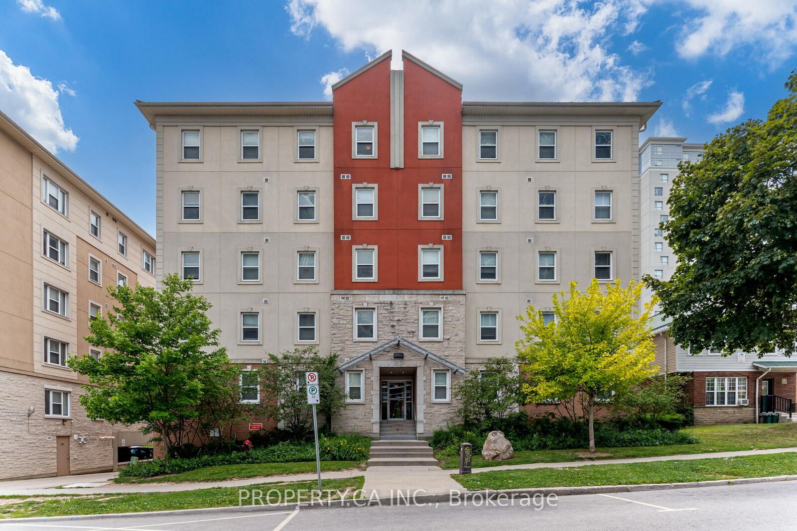 Property Photo: 253 Lester Street 204 ON N2L 3W6
