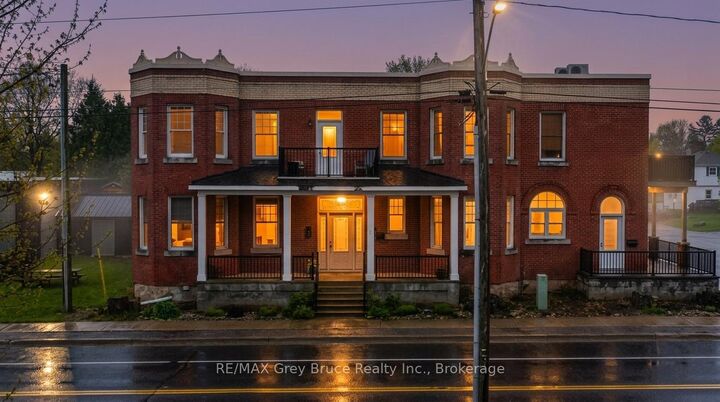 Unit 6 - 355 Princess Street — photo 1