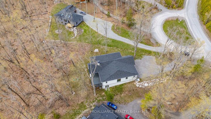 Property Photo: 160 Sumcot Drive ON K0L 1J0