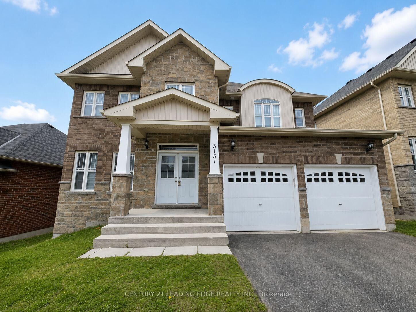 Photo de la propriété: 3151 Monarch Drive ON L3V 7X1