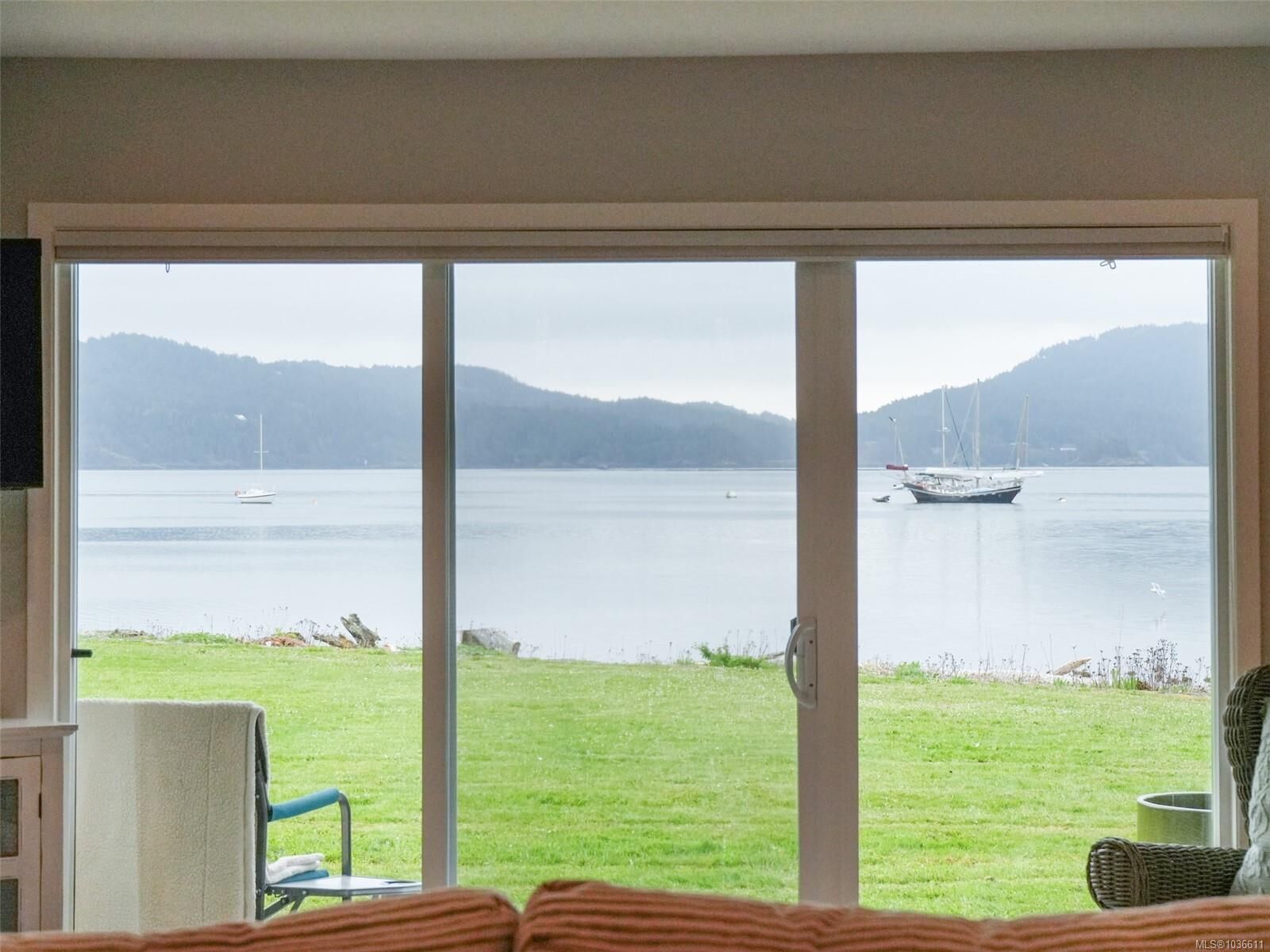 Property Photo:  2057 Kaltasin Rd 102  BC V9Z 0B9 