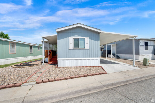 Property Photo: 1132 Sierra Dawn St UT 84119