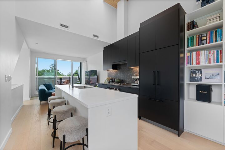 650 E 2nd Street 201 — photo 1