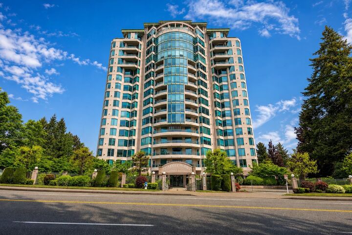 33065 Mill Lake Road 406 — photo 1
