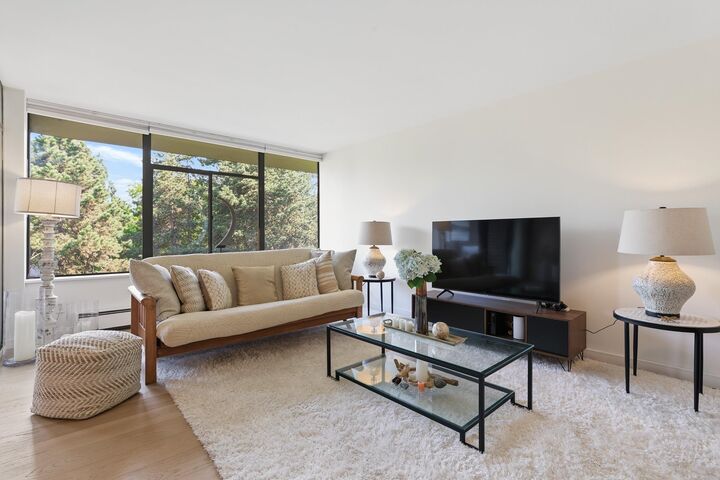 2101 McMullen Avenue 506 — photo 1