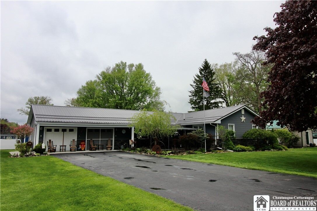Property Photo:  3941 S Nesmith Avenue  NY 14712 