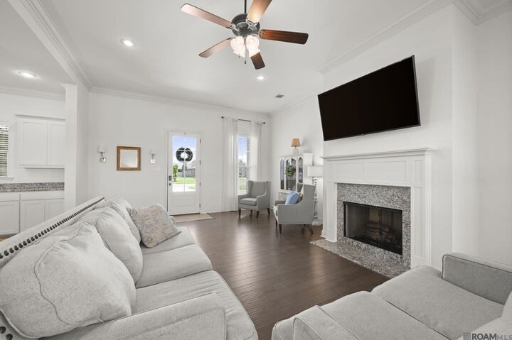 Property Photo:  6512 Union Dr  LA 70710 