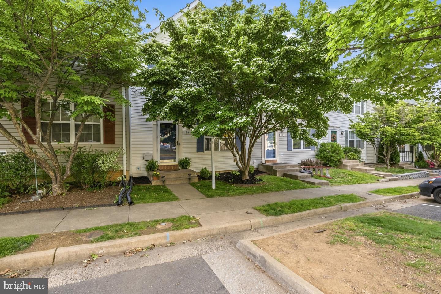 Property Photo:  94 Dorset Lane  VA 20186 