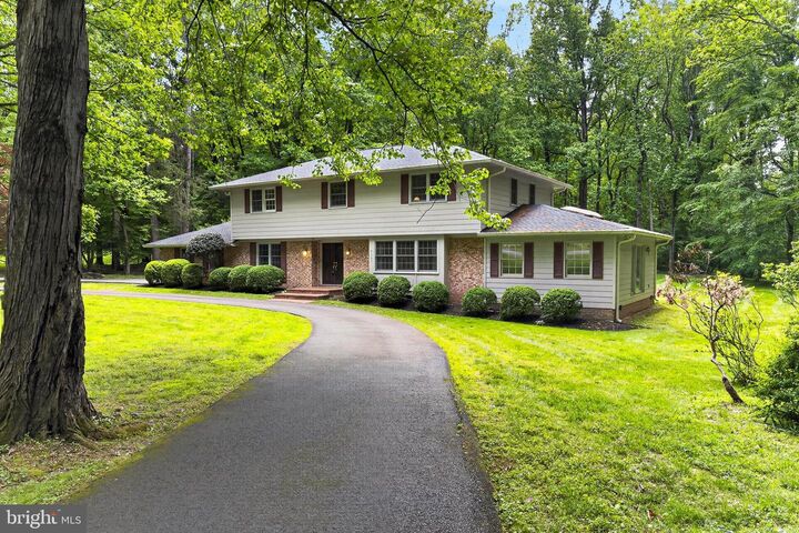 Property Photo:  9507 Arnon Chapel Road  VA 22066 