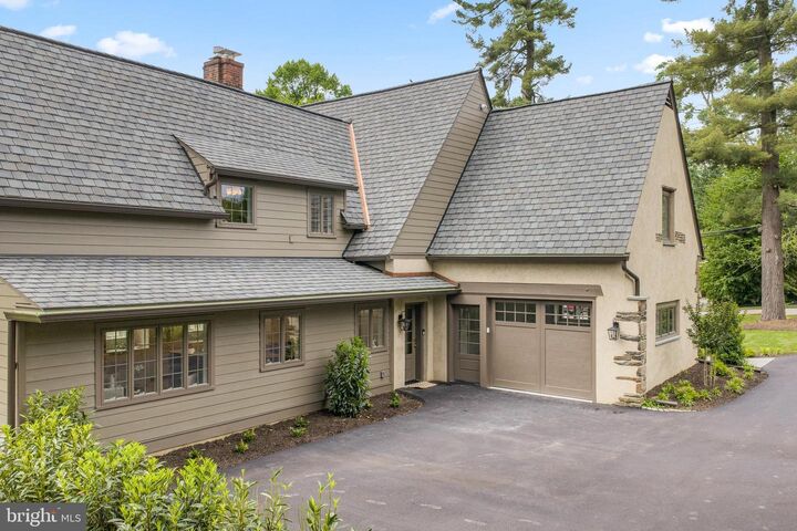 Property Photo:  519 Sussex Road  PA 19096 