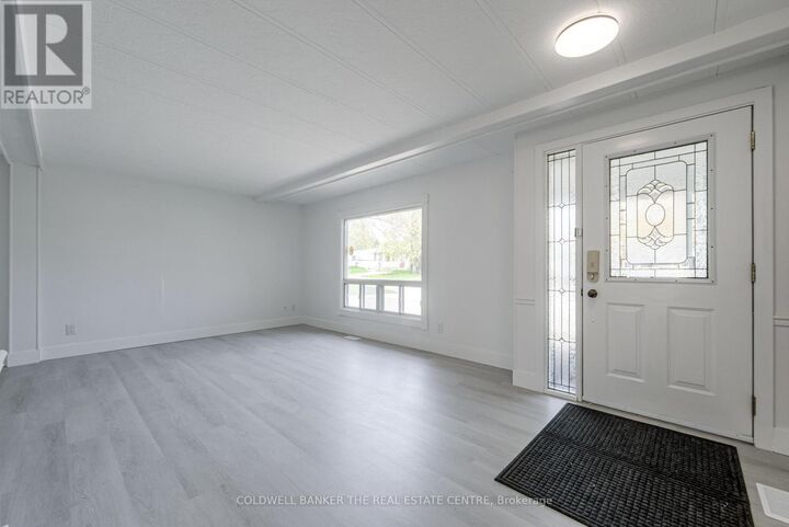 Property Photo: 17 Linden Lane ON L9S 1P4