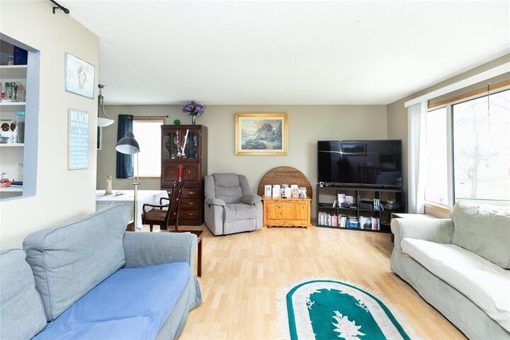 Property Photo:  359 Greenwood Avenue  MB R2M 4J5 